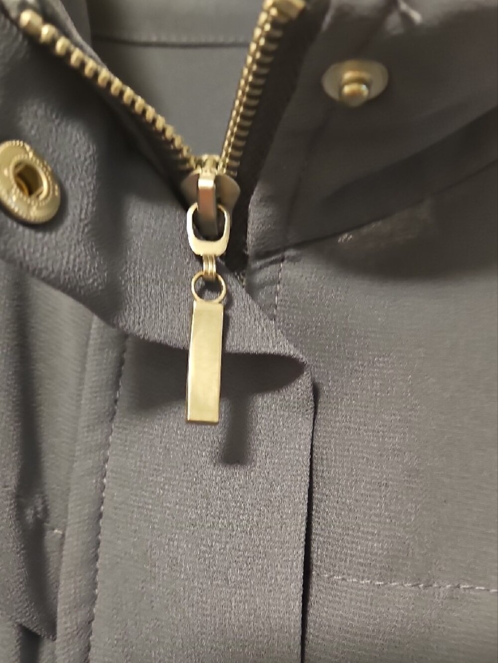 Women's Slate Utility Drawstring Jacket - Picture 4 of 8